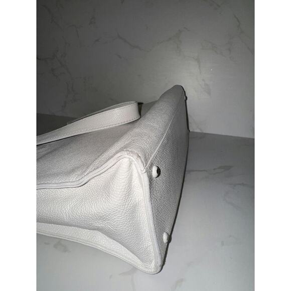 Chanel Caviar Tote - Good Condition - Picture 4 of 10